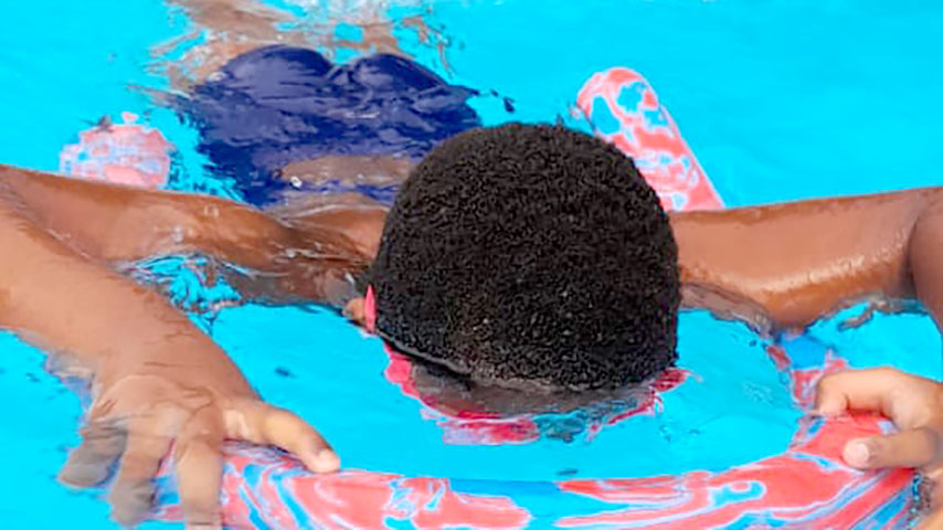 swimming 8 swimming 8